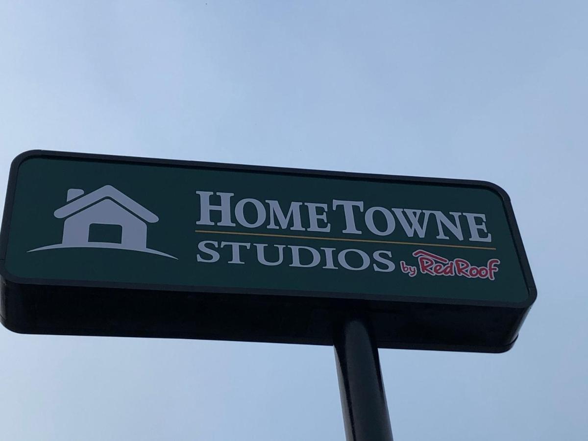 Hometowne Studios By Red Roof San Antonio E - Frost Bank Center Dış mekan fotoğraf
